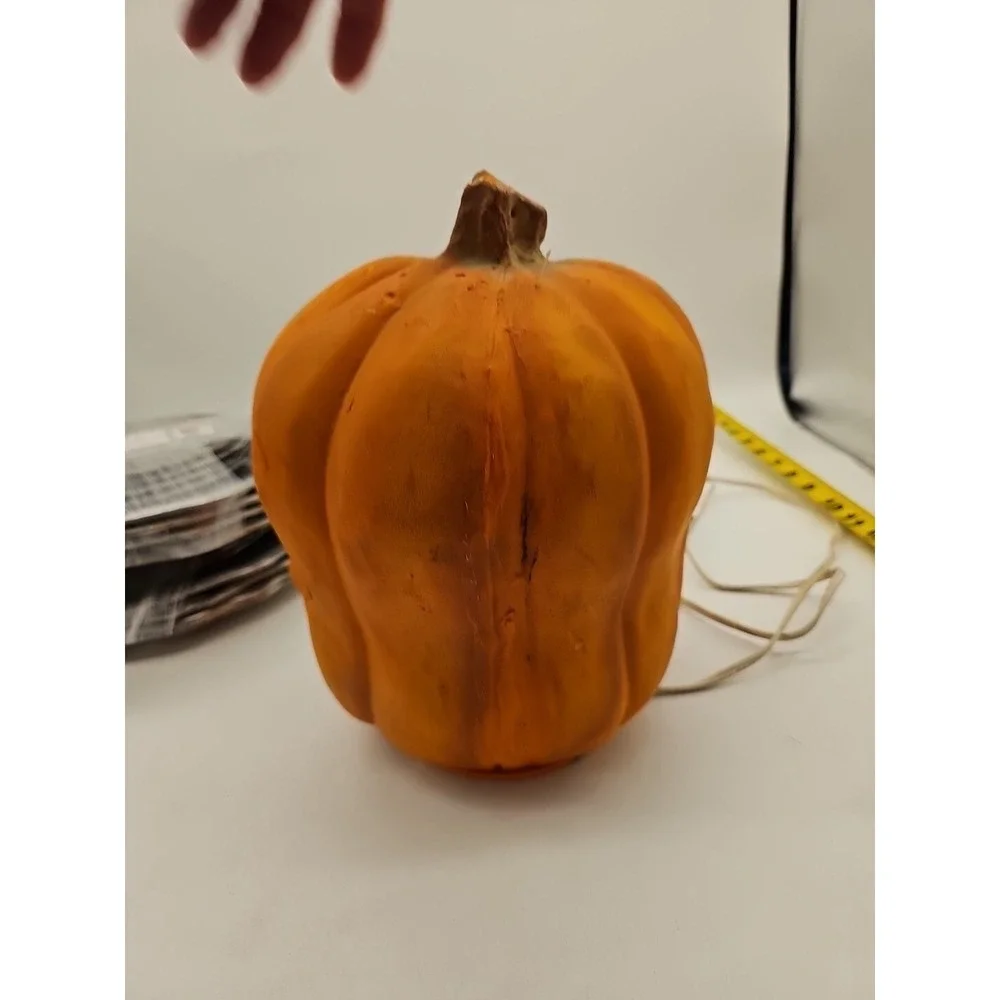 Vintage Casper Ghost Lighted Pumpkin Foam Blow Mold Halloween Trendmasters 1995‎